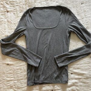 Abercrombie & Fitch Heather Gray Ribbed Top